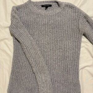 Ellen Tracy Gray Crew Neck Sweater